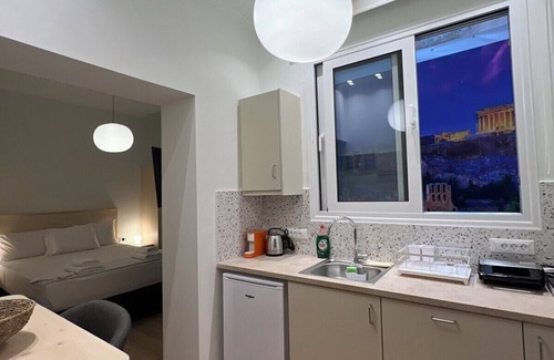 Monastiraki Apartment | Cozy appartment in Athens Historical center - Athinais Central Suite