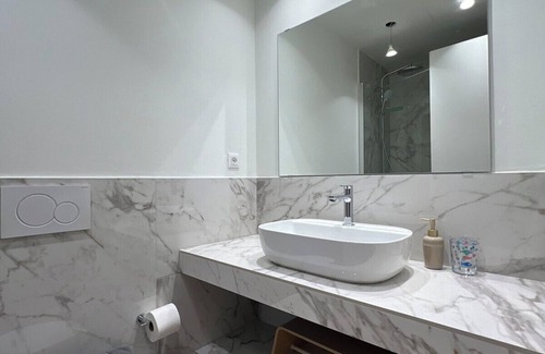 Monastiraki Apartment | Cozy appartment in Athens Historical center - Athinais Central Suite