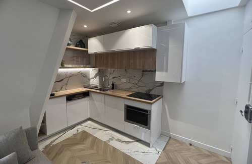 17th Arrondissement Apartment | Cozy Appartment Parc Monceau