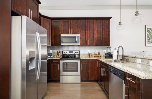 Hapeville House | Cozy Atlanta Airport Townhome with EV Charger!