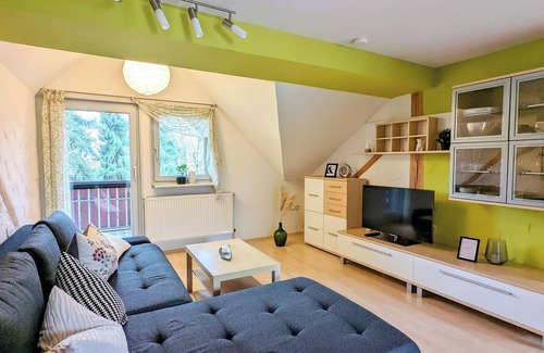 Absberg Apartment | Cozy attic apartment (60 sqm) for 2 persons with fully equipped kitchen