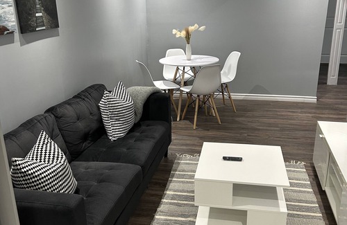 Brampton Apartment | Cozy basement apartment in Brampton