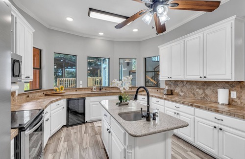 Bastrop House | Cozy Bastrop Stay Pool Near Parks & Downtown
