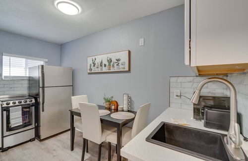 Ashland House | Cozy Bay Area Vacation Rental with Patio
