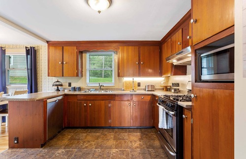 Sorrento House | Cozy Bay - Sorrento, ME