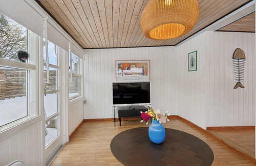 Snogebaek House | Cozy beach bungalow close to Balka Beach