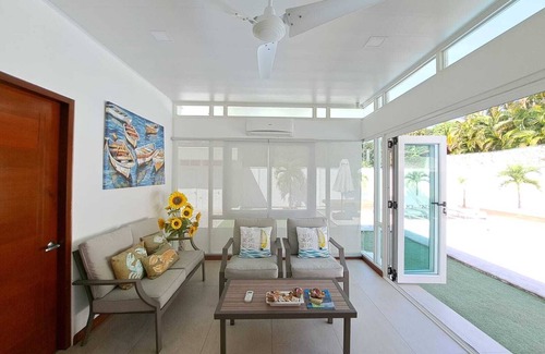 Esterillos Oeste House | Cozy Beach House Minutes From the Beach