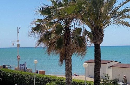 Churriana Apartment | Cozy beach flat in a privileged location