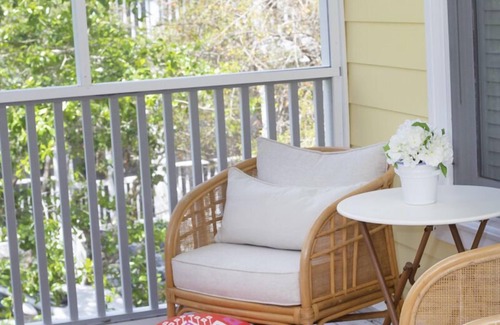 Seagrove Beach House | Cozy Beach House off 30A in Seagrove/Grove by the Sea w/4 bikes