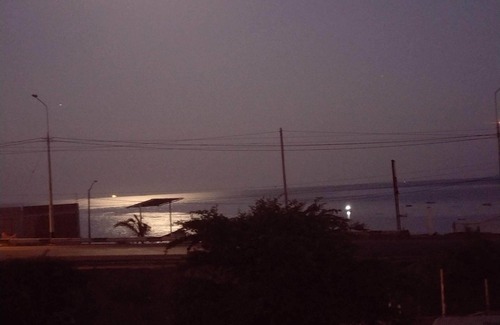 Caleta Cruz Cottage | Cozy beach house located in Caleta Grau, Zorritos, Tumbes.