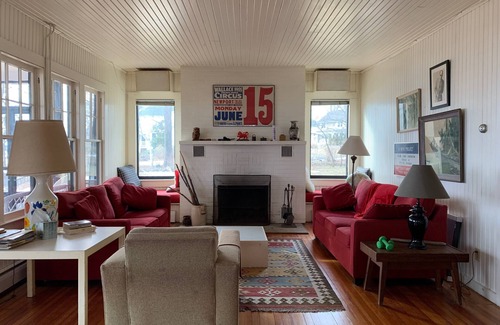 Westbrook House | Cozy Beach House: Shared Private Beach, Incredible Sand Bar, Stunning Views