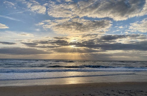 Santa Rosa Beach Villa | Cozy beach retreat 5 minutes to Grayton, Seaside Beach and 30A!