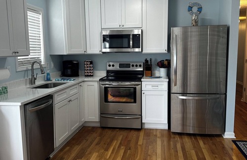 Wilmington Beach Condo | Cozy beachfront property with amenities, completely renovated recently!