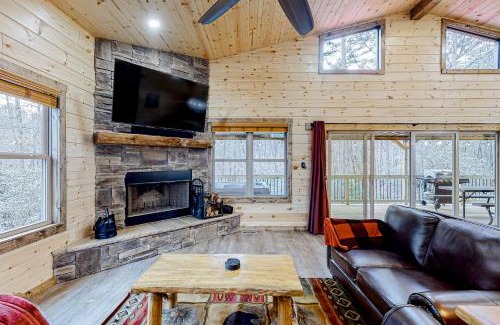 Sautee Nacoochee House | Cozy Bear Cabin #1