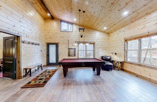 Sautee Nacoochee House | Cozy Bear Cabin #1