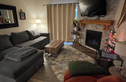 Bear Hollow Village Condo | Cozy Bear Hollow Condo Near Slopes, Olympic Park, Shops & Year-Round Activities