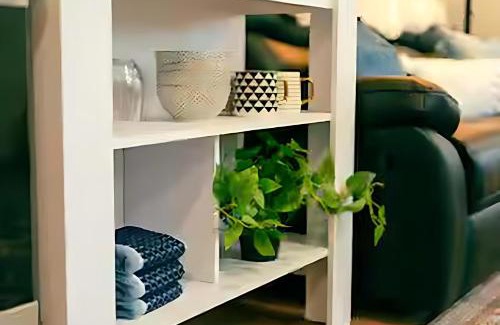 Conneaut Lakeshore Apartment | Cozy, Beautiful Apartment at Avanti Cove