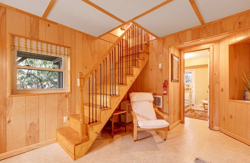 Charter Hills Ski Chalet | Cozy Beech Vibes mountain cabin w/deck, enclosed yard, firepit, fireplace & W/D