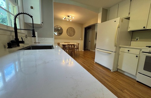Bent Creek House | Cozy Bent Creek Cottage with direct access to Pisgah National Forest