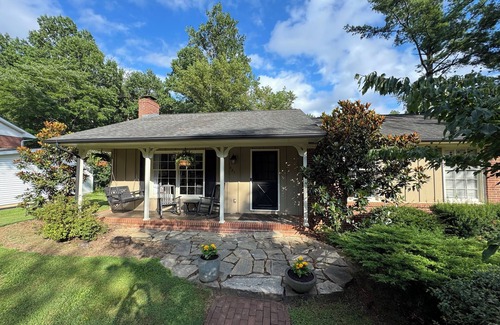 Bent Creek House | Cozy Bent Creek Cottage with direct access to Pisgah National Forest