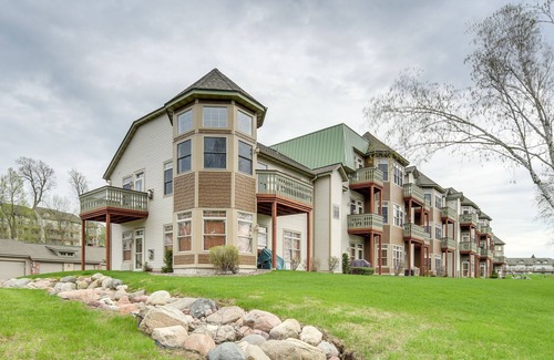 Birchwood Apartment | Cozy Birchwood Condo on Tagalong Golf Course!
