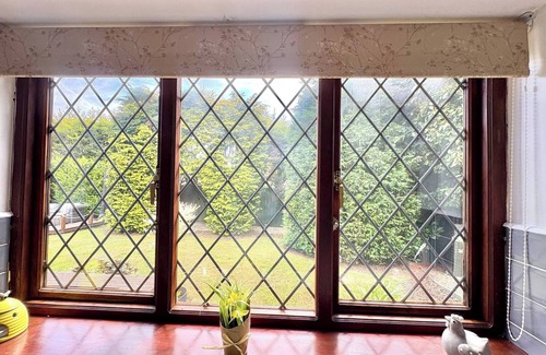 Blackwood House | Cozy Blackwood Getaway - Peaceful Countryside Escape