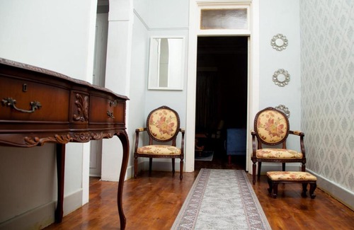 Southernwood House | Cozy Blue Guesthouse