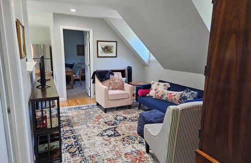 Guilford Apartment | Cozy Boho Apartment with WiFi, AC in Charming Guilford