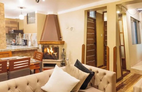 Cusco Historic Center Apartment | Cozy Brand New Apartment with Fireplace at Center