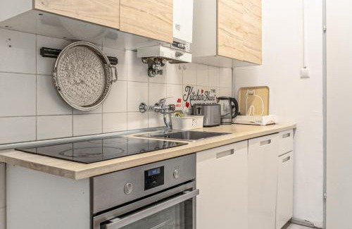 Brigittenau Apartment | Cozy & Bright 2BR Apartment in a Peaceful Location