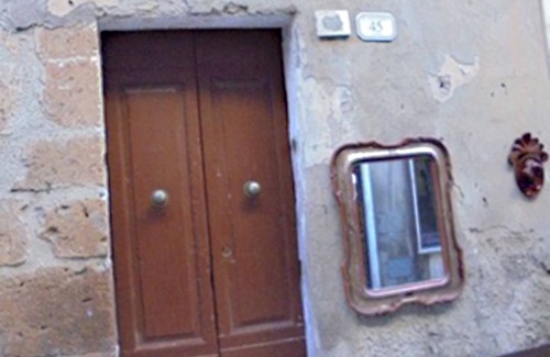 Pitigliano House | Cozy, bright and spacious three rooms house in medieval palace