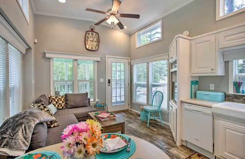 Broken Bow Cottage | Cozy Broken Bow Getaway w/Fire Pit, 5 Mi to Lake!