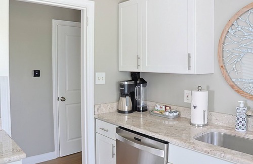 Forest Hills House | Cozy Bull City Home*1.5 mi to Duke* Dog friendly