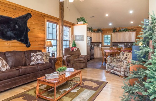 Branson Theater District Cabin | Cozy Cabin 2 - A Great Summer Family Place - Come Play and Stay!