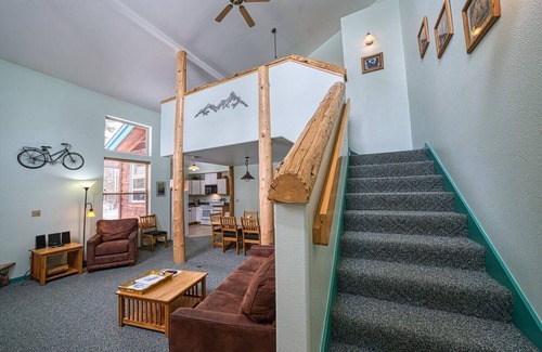 Leadville Cabin | Cozy Cabin, 2BR w/Loft Cabin - BBQ