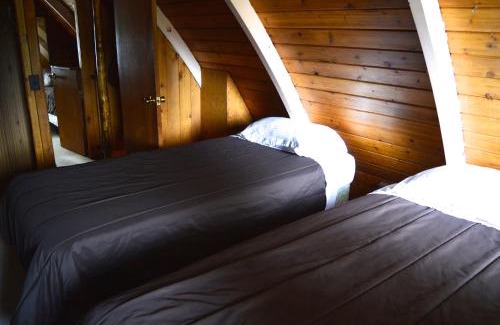 Rossland Ski Chalet | Cozy Cabin at RED - Steps to Skiing & Trails