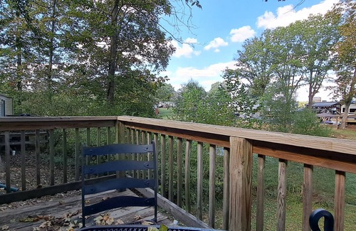 Murphysboro Cabin | Cozy cabin close to Kinkaid Lake Murphysboro