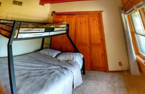 Coloma Cabin | Cozy Cabin in Coloma