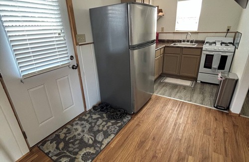 Sturgis Cabin | Cozy cabin in enjoyable Sturgis with WiFi, AC