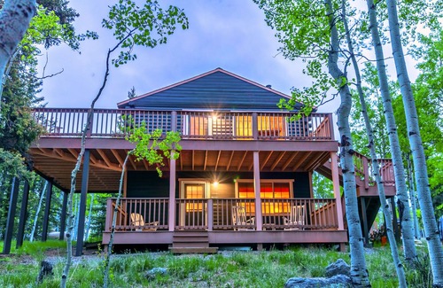Stagetop Cabin | Cozy cabin in grove of aspen trees; incredible patio; hiking and fishing nearby!