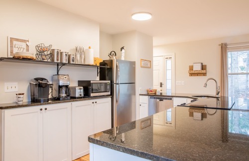 Massanutten Cabin | Cozy Cabin in Massanutten Resort, private yard, minutes from attractions!
