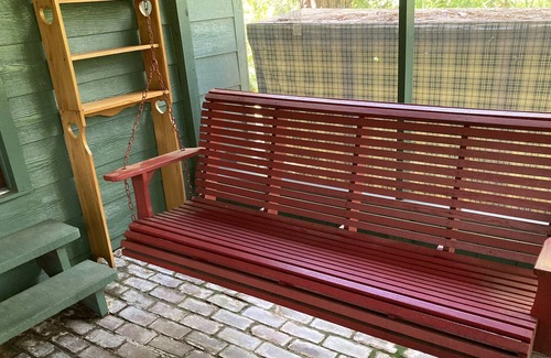 Lakeland Cabin | Cozy Cabin in the Woods - 10% Off Week's Stay