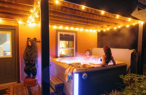 Jay House | Cozy cabin near Lake Placid & High Peaks. Featuring 7 person hot tub and skiing