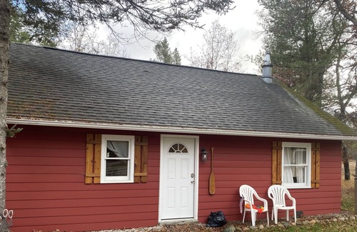 Grayling Cabin | Cozy cabin near the Au Sable