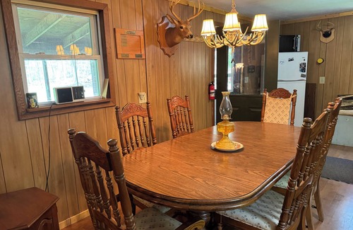 Warriors Mark Cabin | Cozy cabin nestled the woods