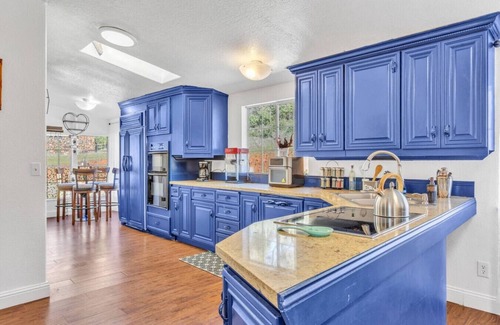 Pilot Hill Cabin | Cozy Cabin on 10 acres