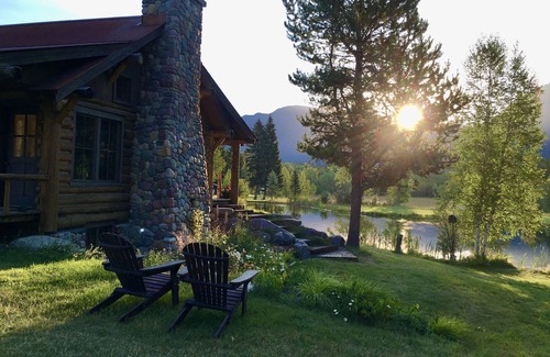 Coram Cabin | Cozy Cabin on Private Ranch Near West Entrance to Glacier National Park