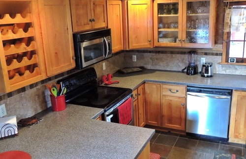 Estes Park Cabin | Cozy cabin on the river #6024