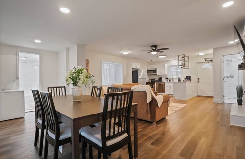 Kabletown House | Cozy Cabin w/Hot Tub, Arcade & Fire Pit perfect for up to 8 people