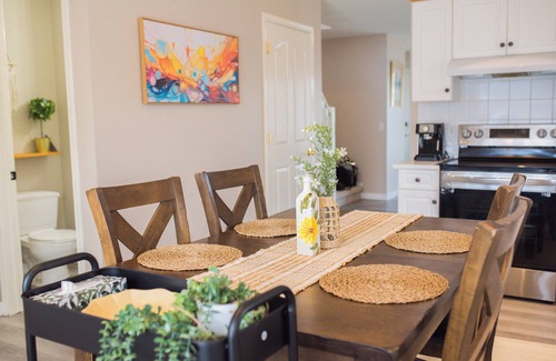 Country Hills House | Cozy Calgary Hideaway near Airport